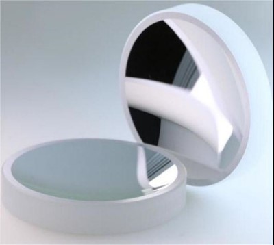 Nõgusa objektiivi peegel nõgusa teleskoobipeegli jaoks